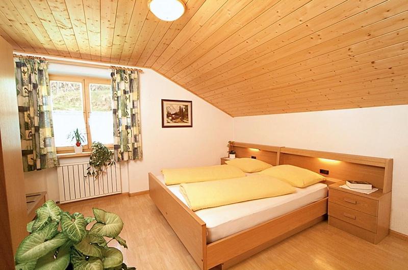 Finkenhof: Ferienwohungen - Urlaub Auf Dem Bauernhof Leilighet Termeno Eksteriør bilde